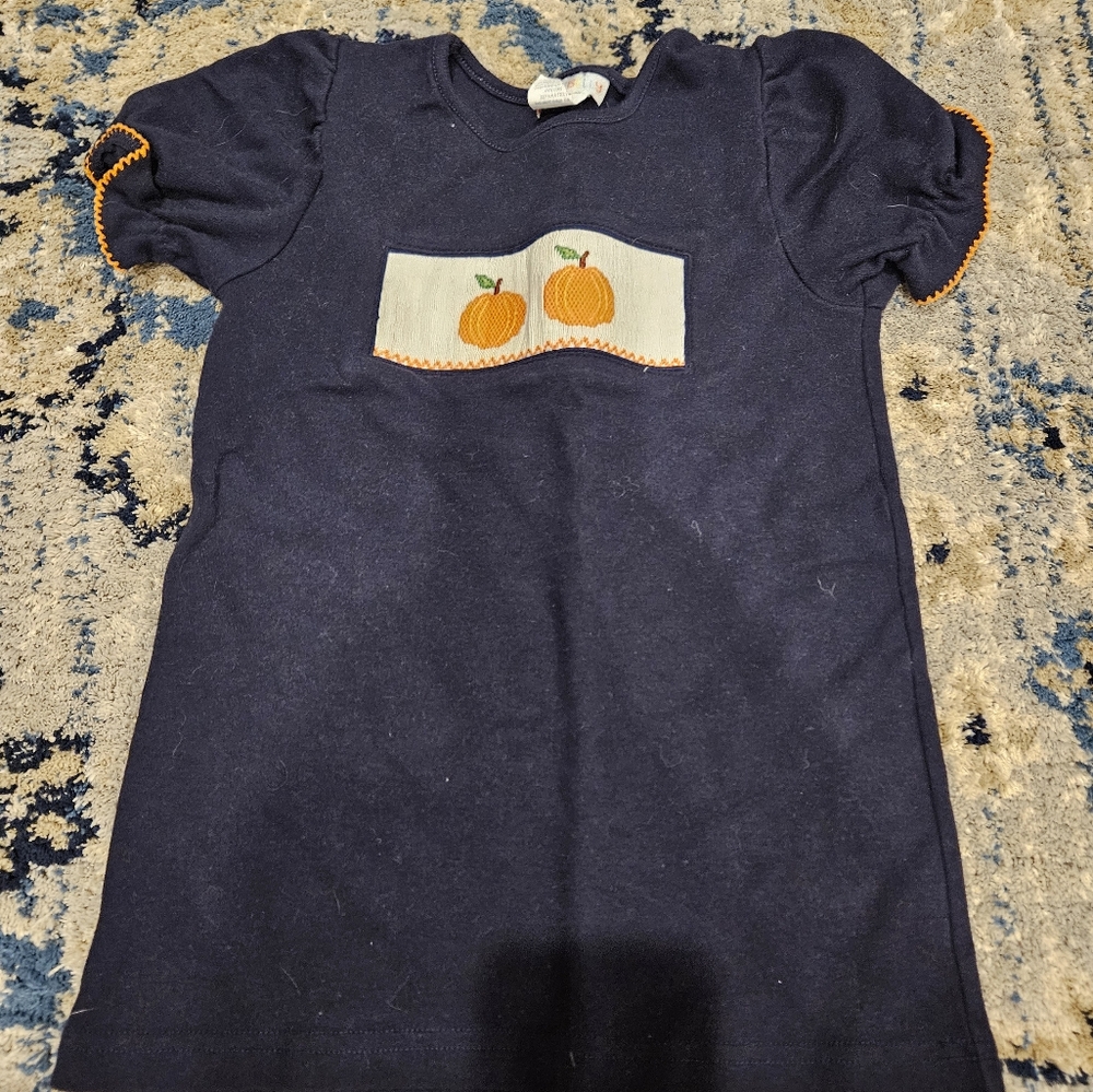 Stelly Belly pumpkin shirt, girls size 6, smocked